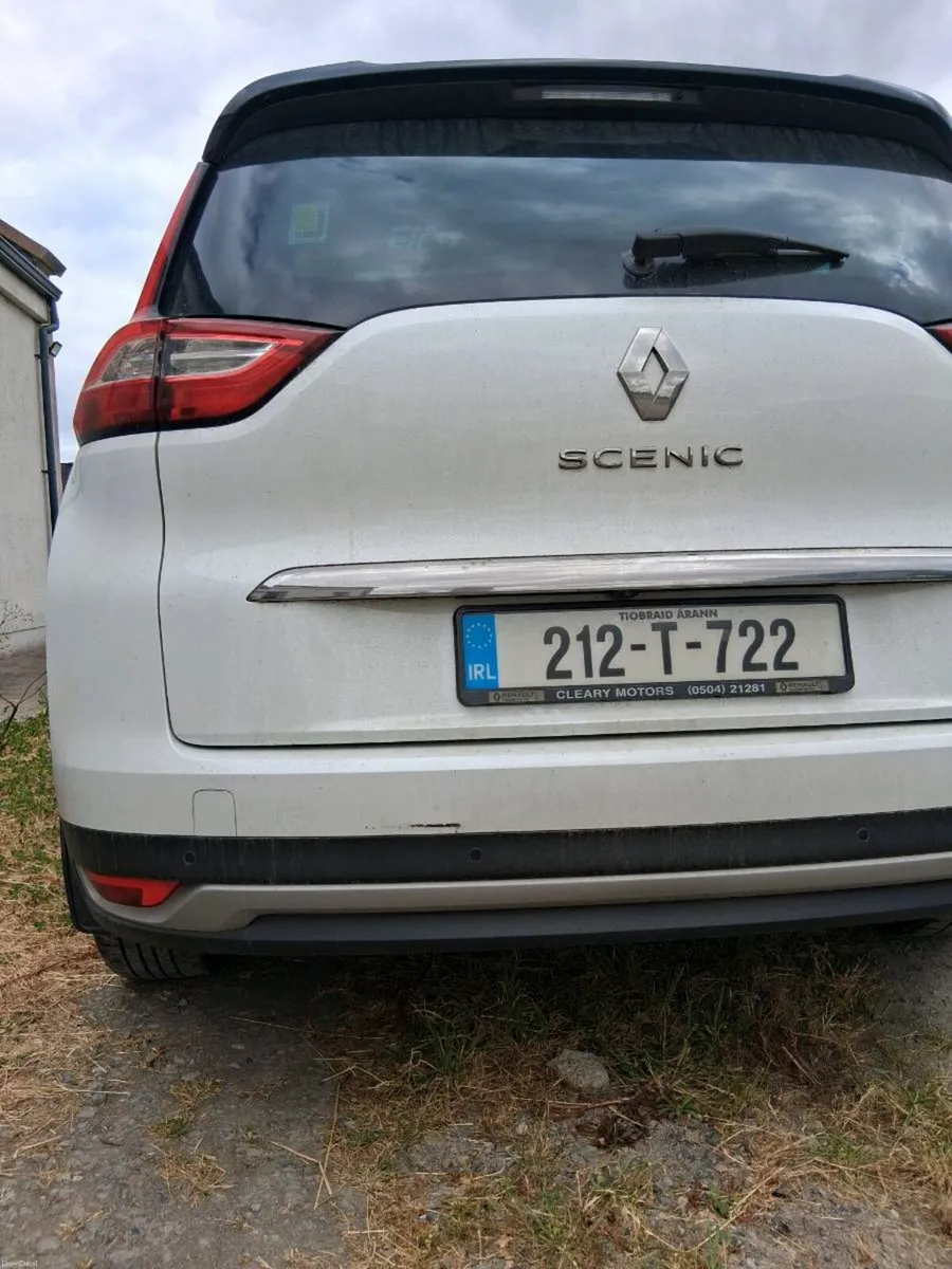 Renault Grand Scenic  Signature - Image 2