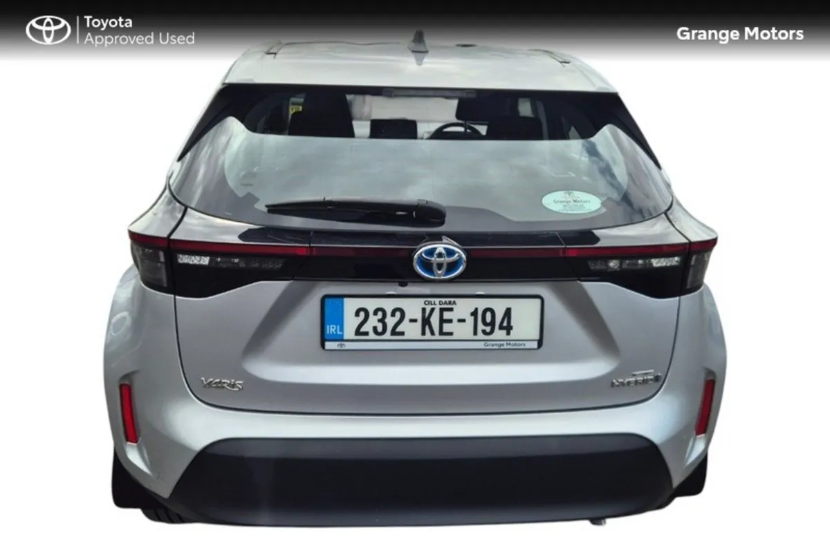Toyota Yaris Cross 1.5 HYBRID LUNA 5DR - Image 4