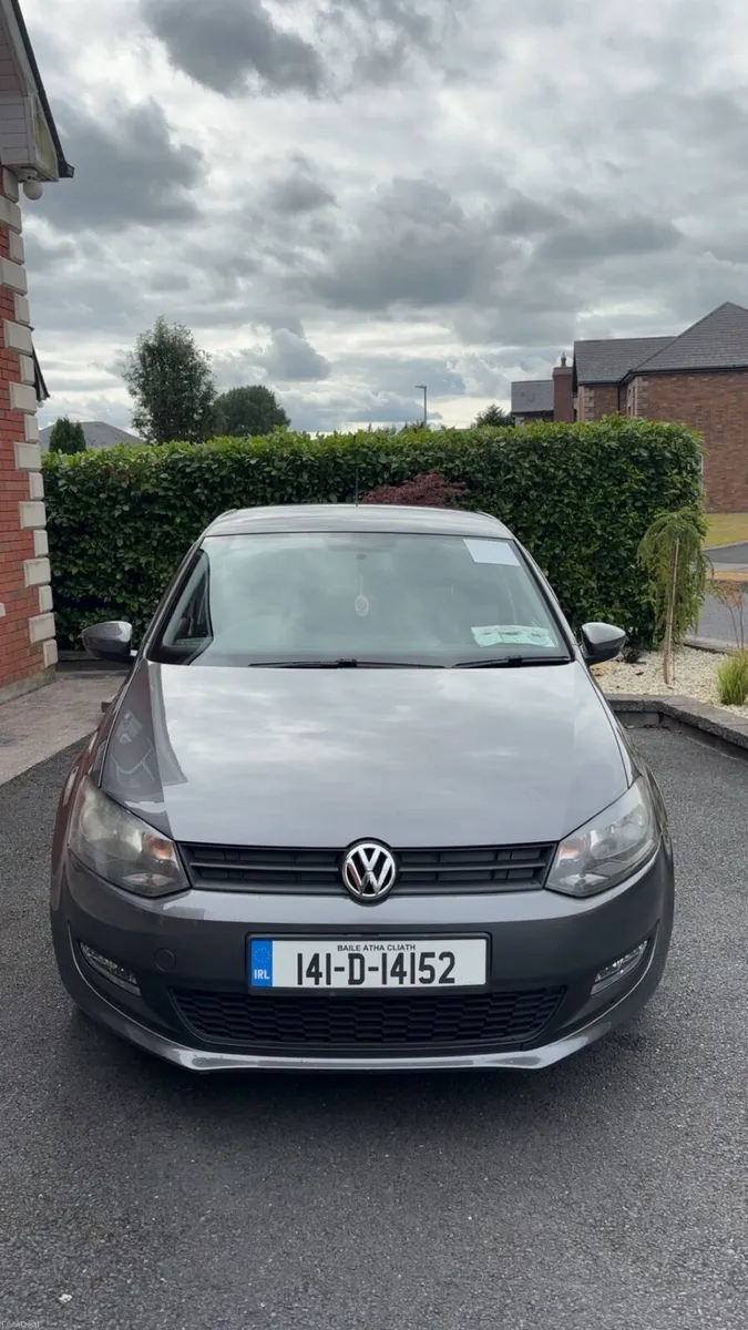 Volkswagen polo LOW KMS - Image 2