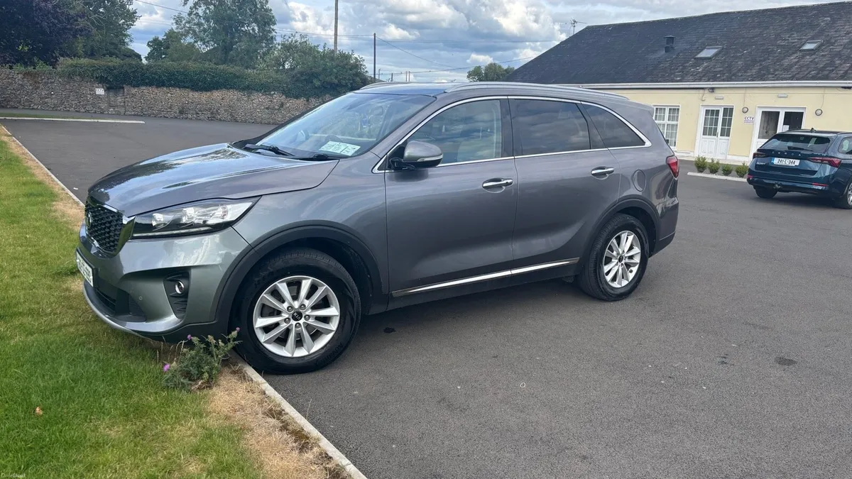 182 Kia Sorrento K2 7 Seater - Image 1