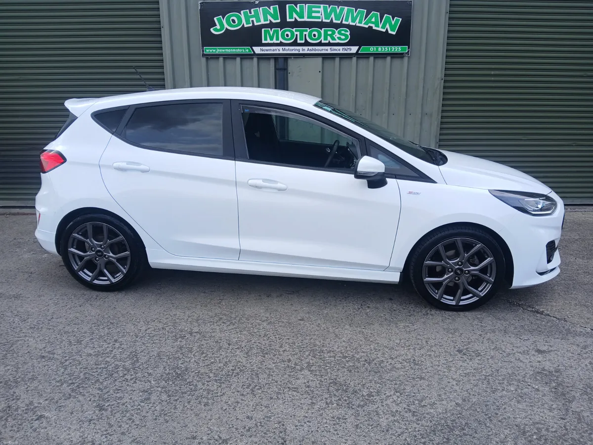 Ford Fiesta st line  2023 lady owned low kms - Image 4