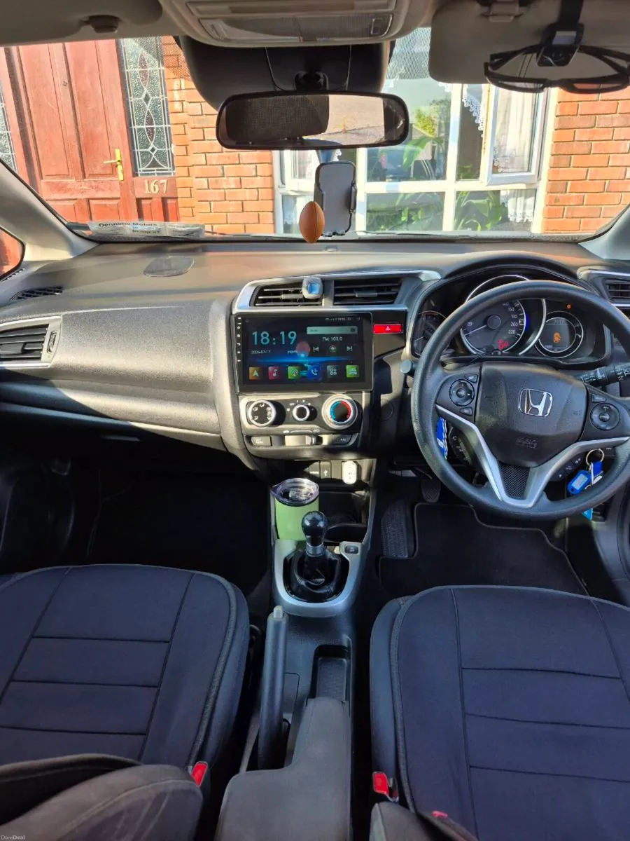 Honda jazz 1.3.vtec  technology 103km Manual petro - Image 5