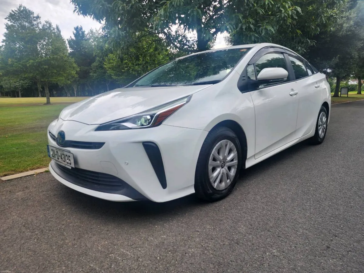TOYOTA PRIIS 2021 HYBRID - Image 5