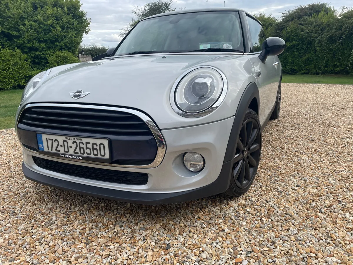 Mini Cooper 2017 Diesel One Owner - Image 2