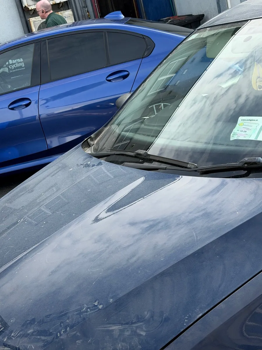 Car - Image 4