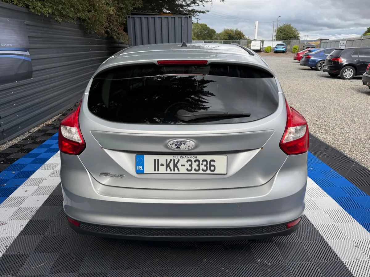 Ford Focus 2011 - Image 5