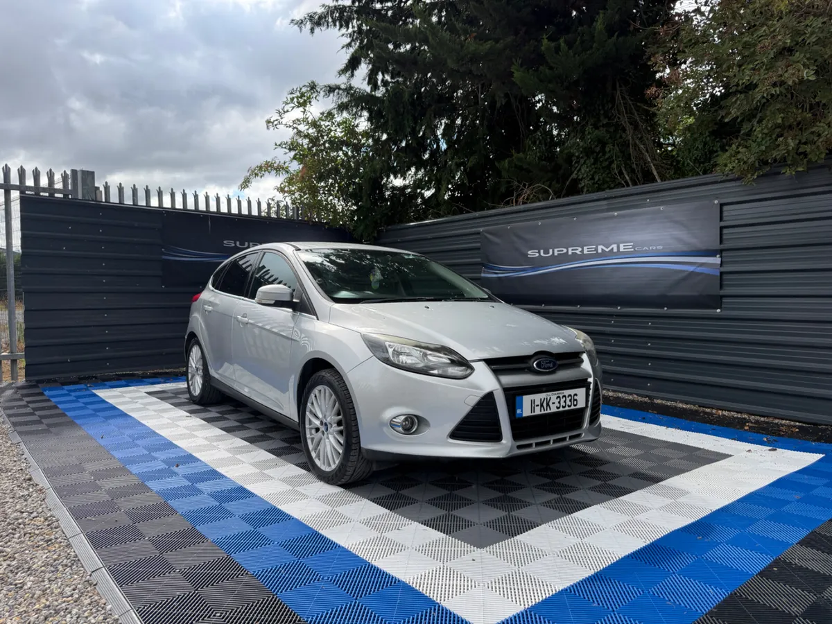 Ford Focus 2011 - Image 1