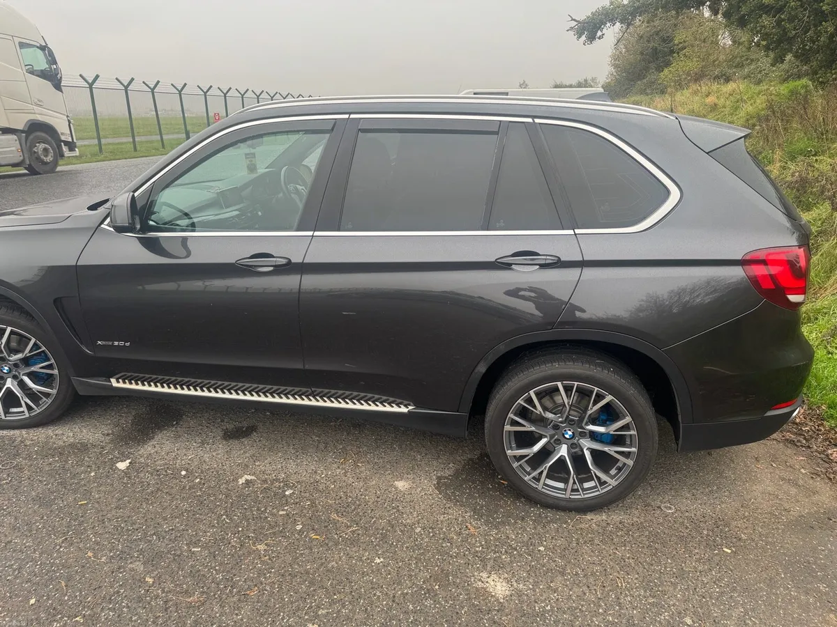 Car - Image 4