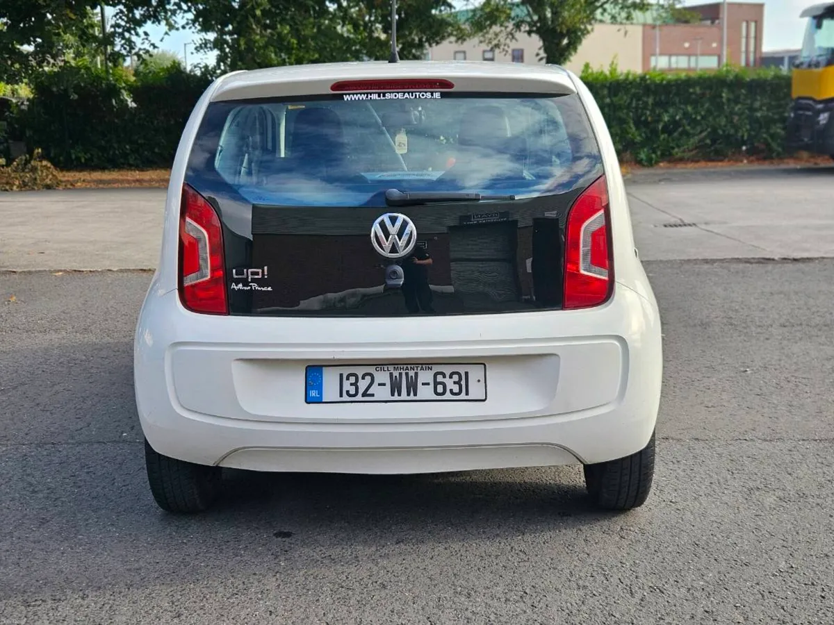 VW UP , 1.0 PETROL , MANUAL - Image 4