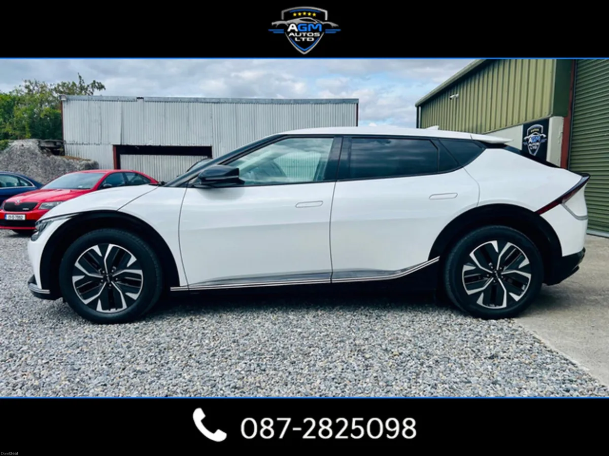 2022 Kia EV6 - Image 6