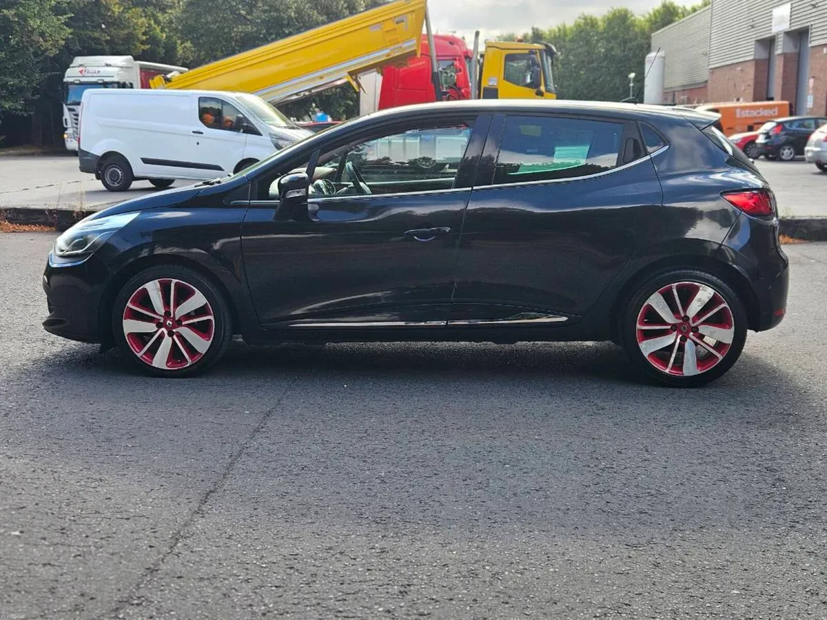 2014 Renault Clio 1.2 Automatic - Image 6