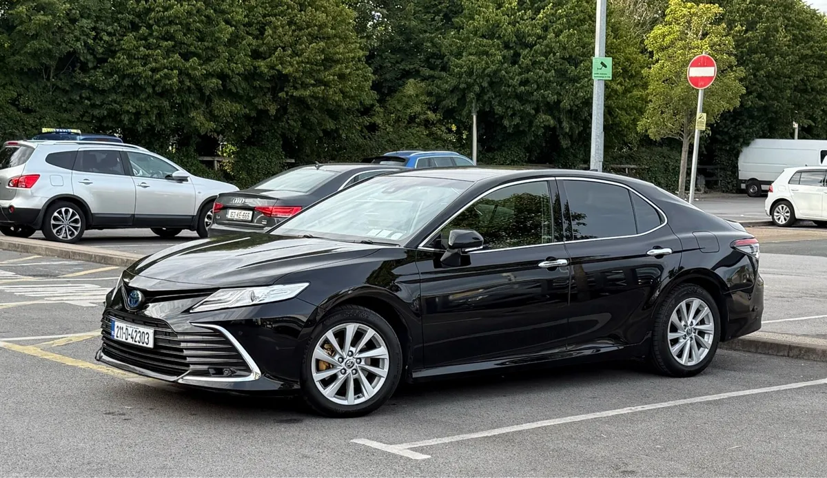Toyota Camry 24900€ price - Image 2