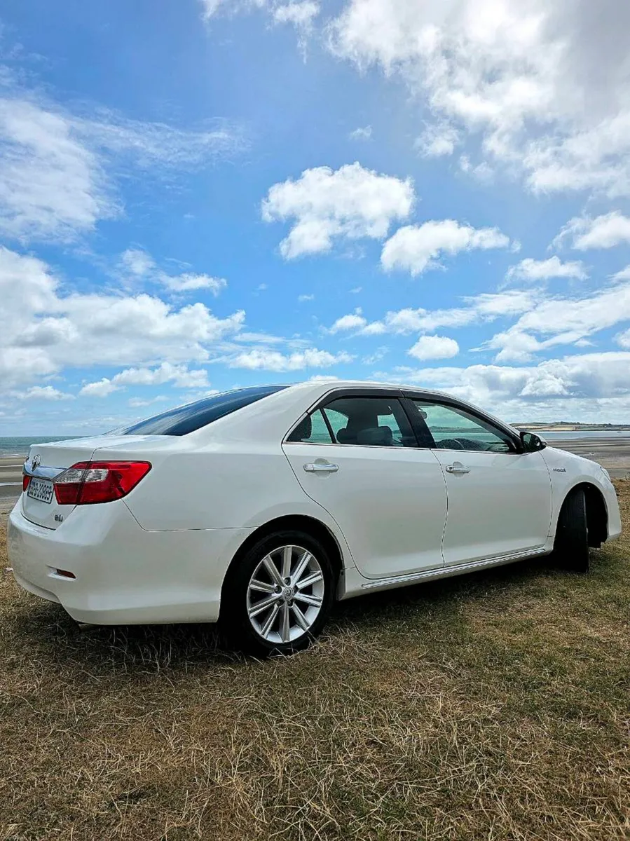 TOYOTA CAMRY 2013 Petrol Hybrid - Image 1