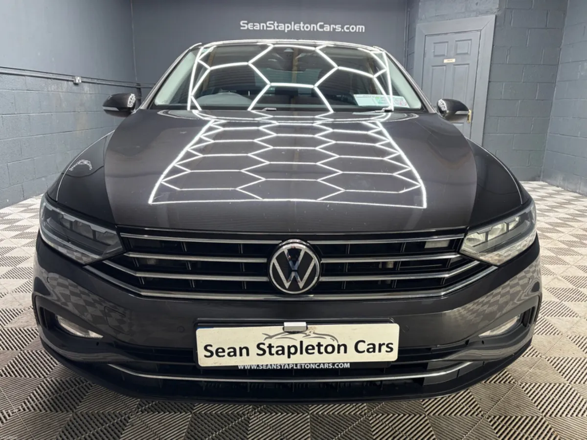 Volkswagen Passat BUSINESS 2.0 TDI MANUAL 6SPEED F - Image 4
