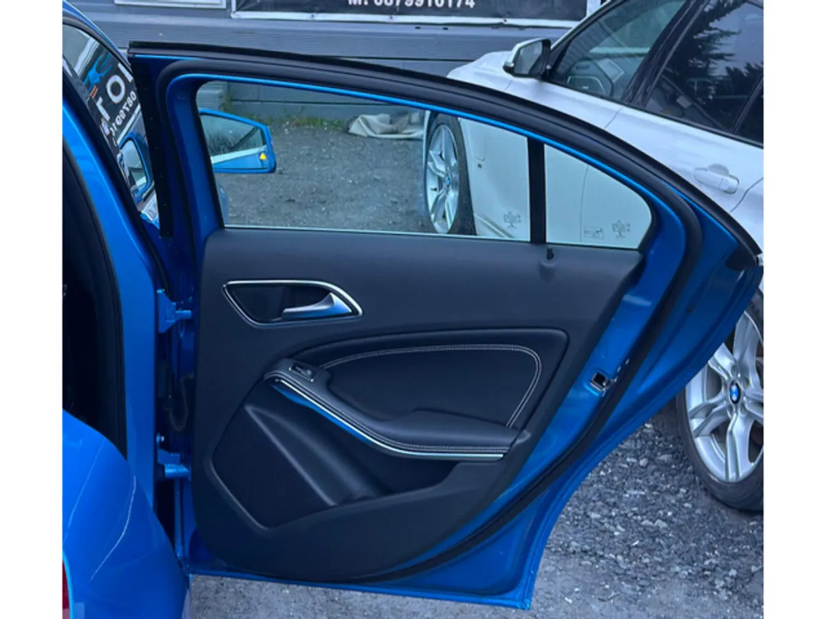 Mercedes-Benz A-Class A180 1.6L Petrol - Blue Effi - Image 5