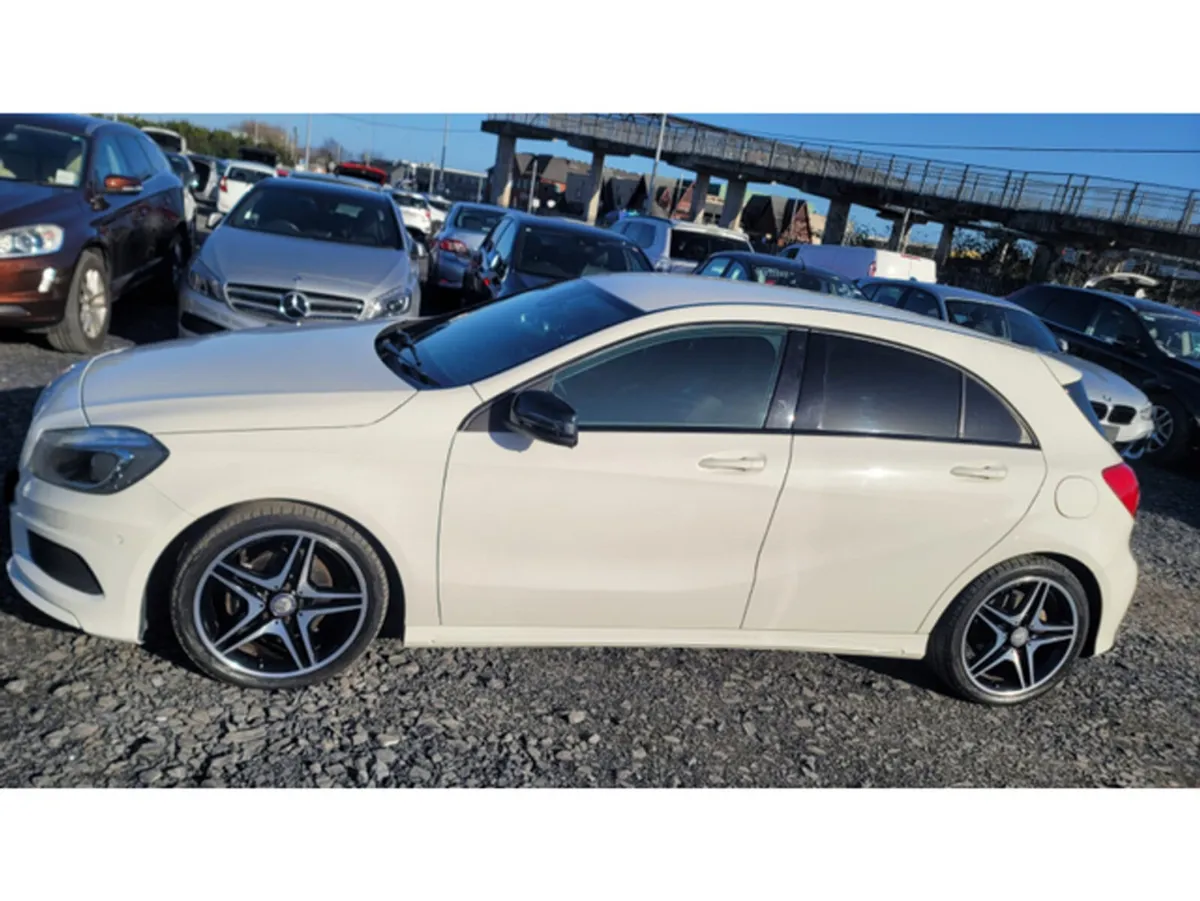 Mercedes-Benz A-Class A180 SPORTS AMG-LINE 1.6 Aut - Image 4