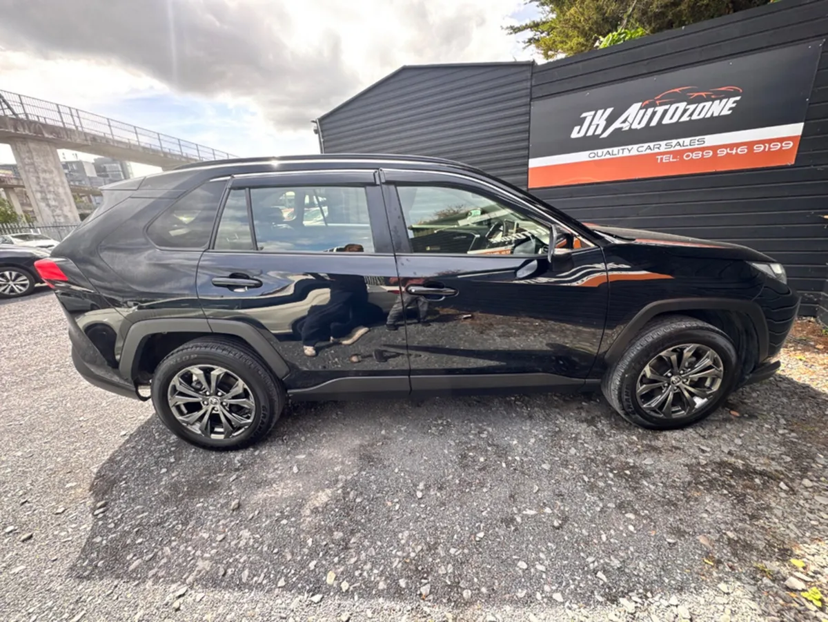 Toyota RAV4 2.5 HYBRID AUTO - Image 5