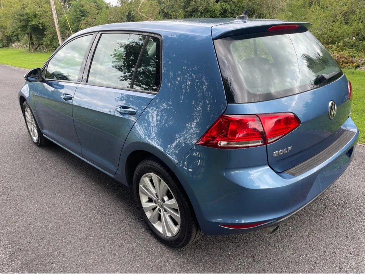 Volkswagen Golf 1200 cc auto comfortline - Image 3