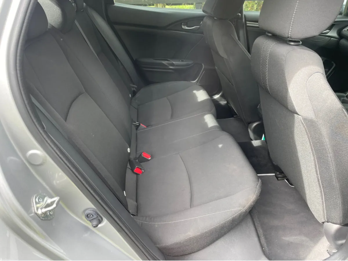 Honda Civic 1.6 I-DTEC SE 120PS 5DR - Image 6