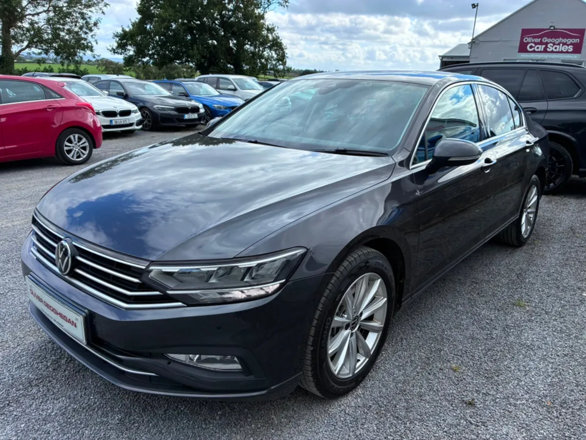 Volkswagen Passat BUSINESS 2.0 TDI MANUAL 6 SPEED - Image 4