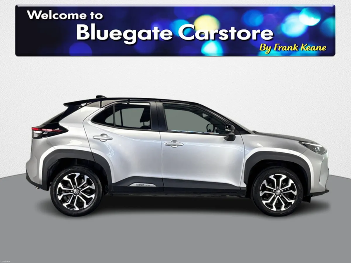 Toyota Yaris Cross CR CROSS LUNA SPORT**MULTIFUNCT - Image 2