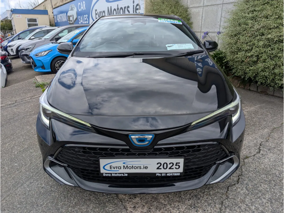 Toyota Corolla SPORT HATCHBACK AUTOMATIC HYBRID 1. - Image 2