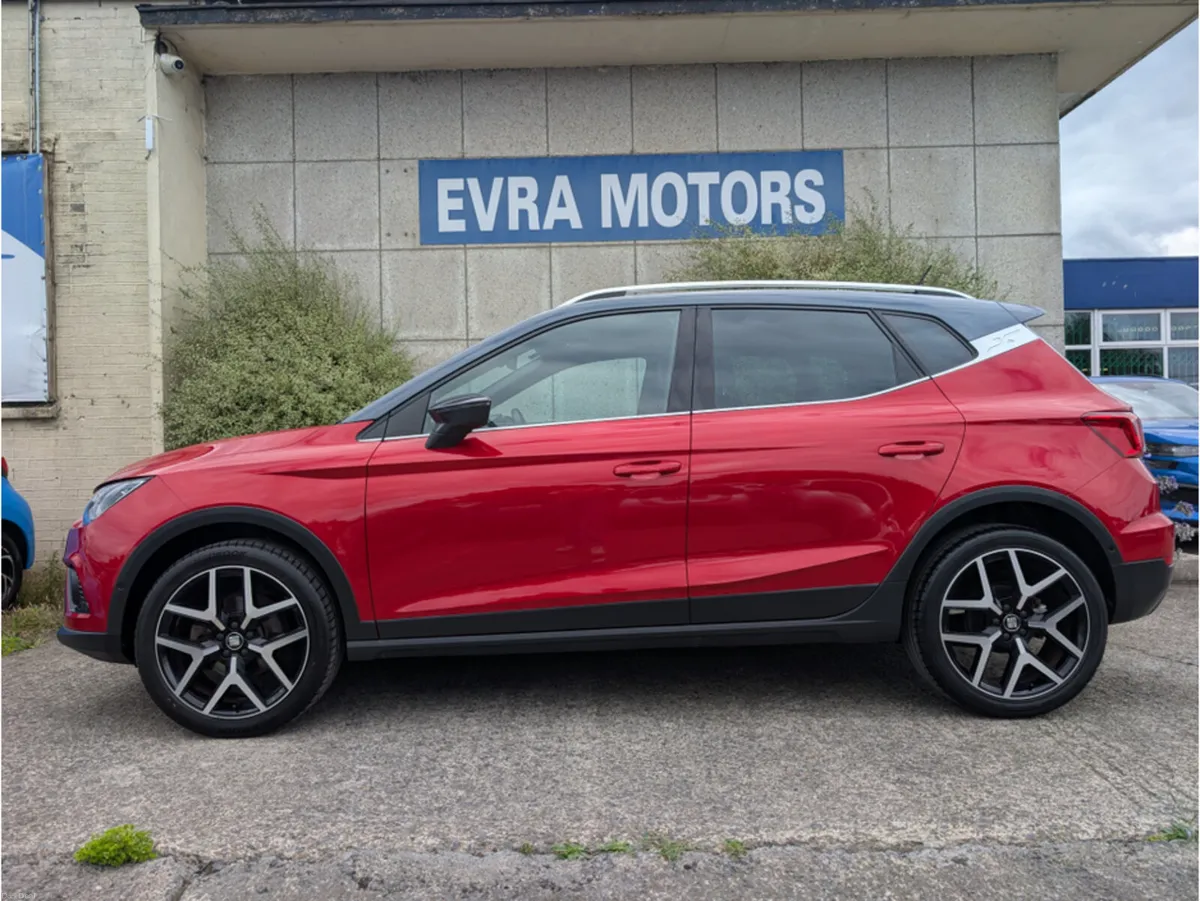 SEAT Arona FR MANUAL 1.0 PETROL //HIGH SPEC//LOW M - Image 4