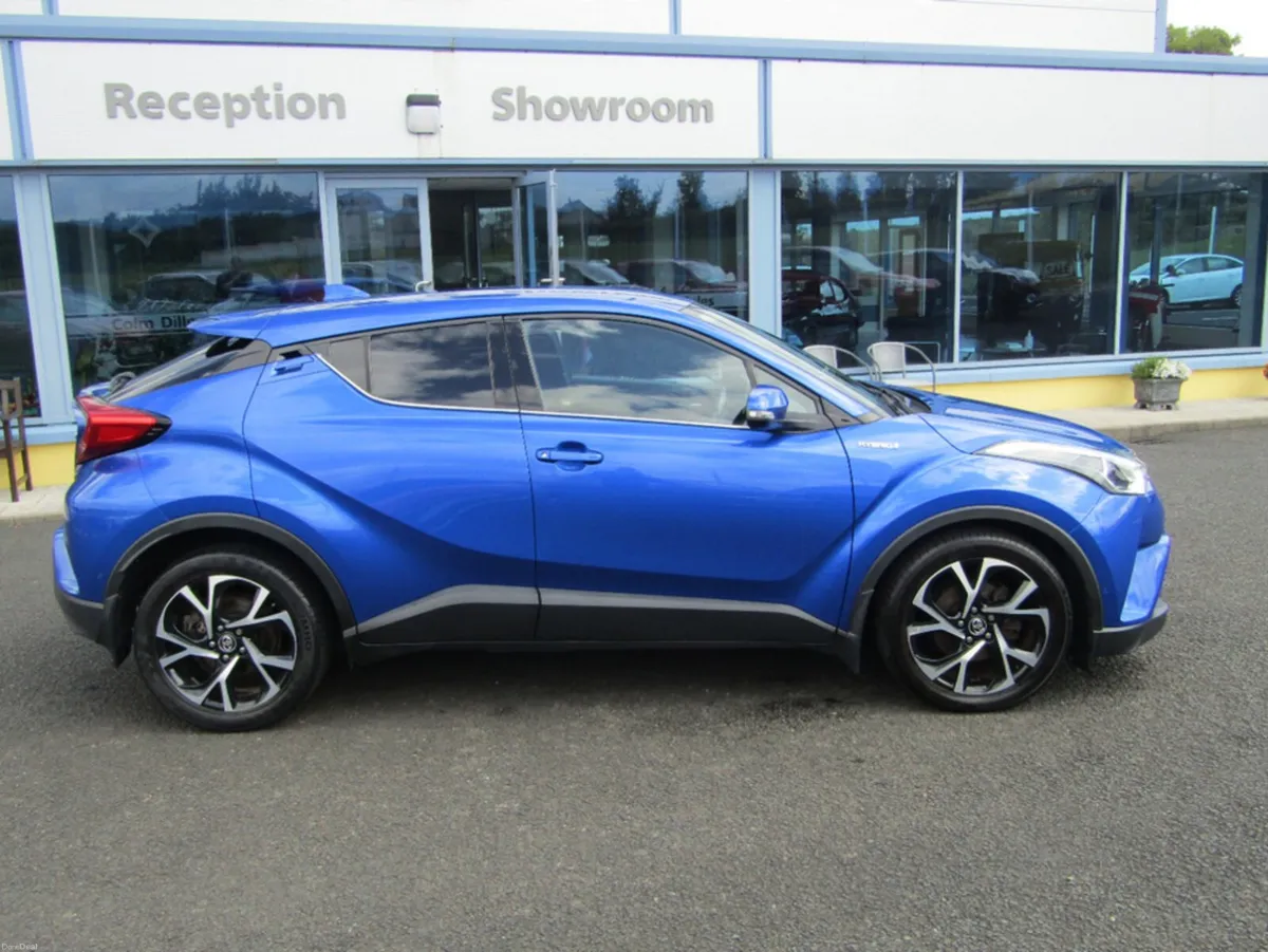 Toyota C-HR 1.8 DESIGN HEV CVT 5DR AU AUTO 120BHP - Image 3
