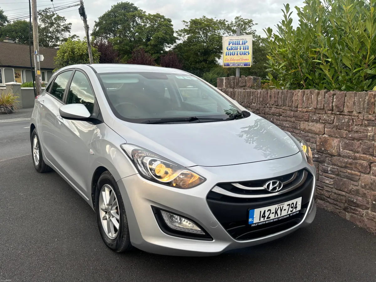 Hyundai i30 Deluxe Diesel only  52000 miles - Image 1