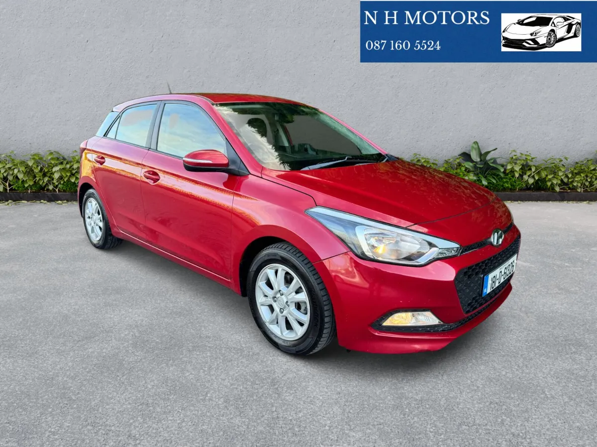 Hyundai i20 DELUXE 2018 LOW MILEAGE - Image 1