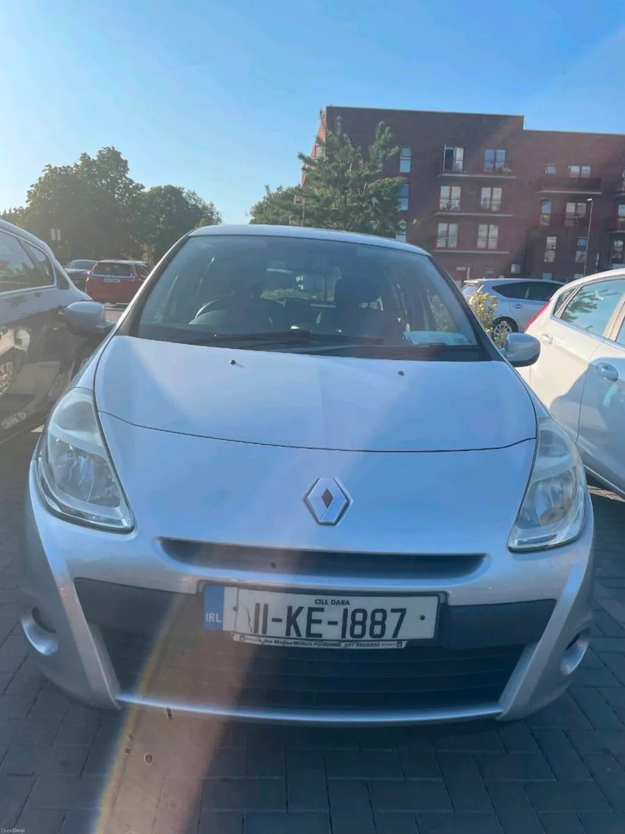 Renault Clio 2011 (new NCT 06/27) - Image 2