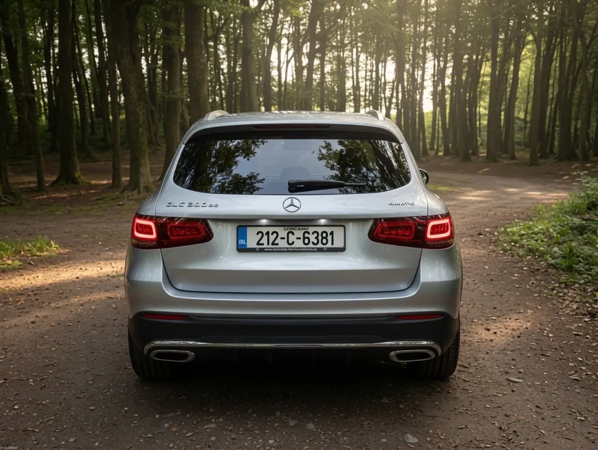 Mercedes GLC AMG Line Premium - Image 2