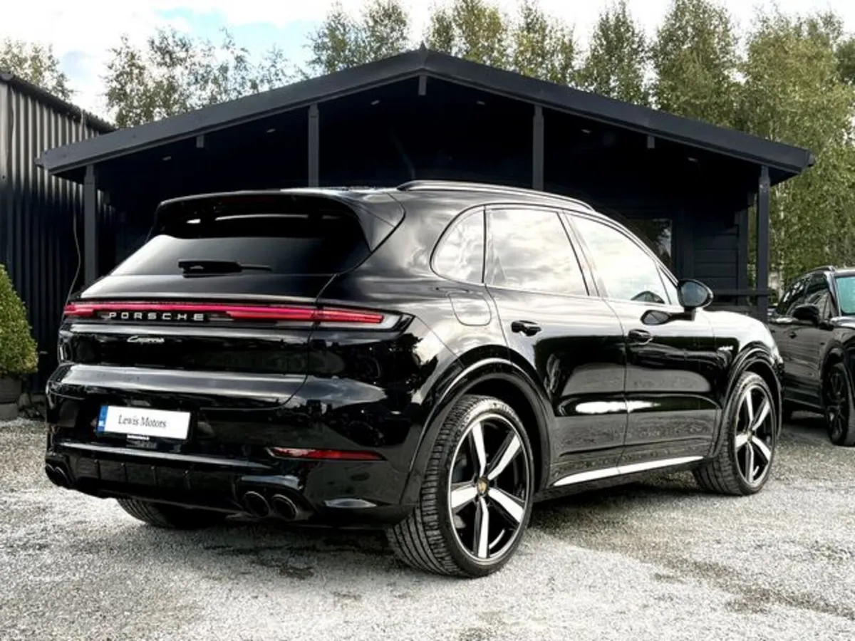 Porsche Cayenne E-hybrid 5DR Auto - Image 6