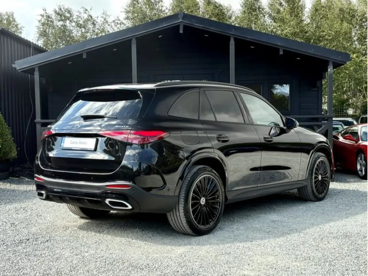 Mercedes-Benz GLC GLC 300 E 4MATIC URBAN EDITION - Image 6