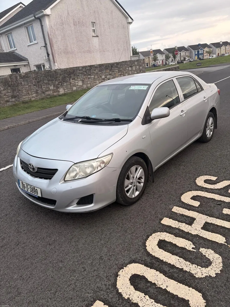 Toyota Corolla 2009 1.4 Diesel - Image 2