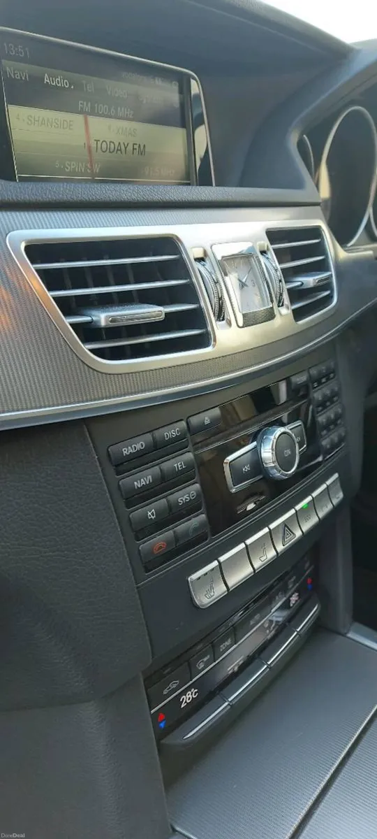 Mercedes Benz E220 AMG - Image 2