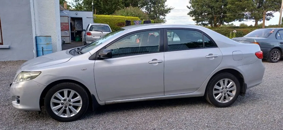 Toyota Corolla - Image 1