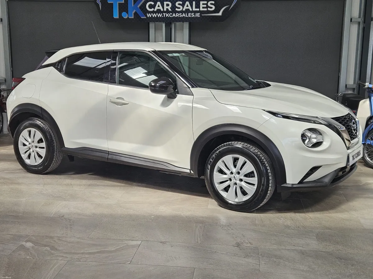 201 NISSAN JUKE XE PETROL - Image 1