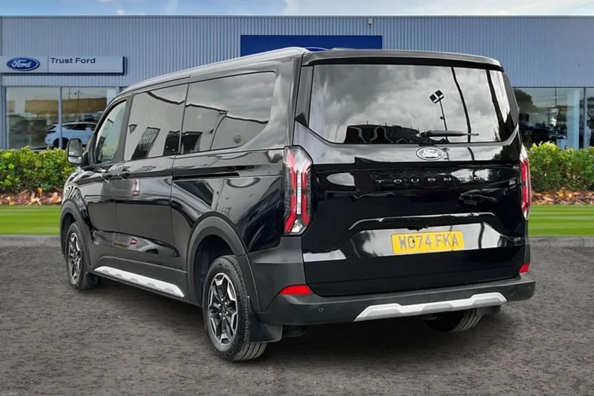 Ford Tourneo Custom 320 L2  FWD 2.0 EcoBlue 170ps - Image 2