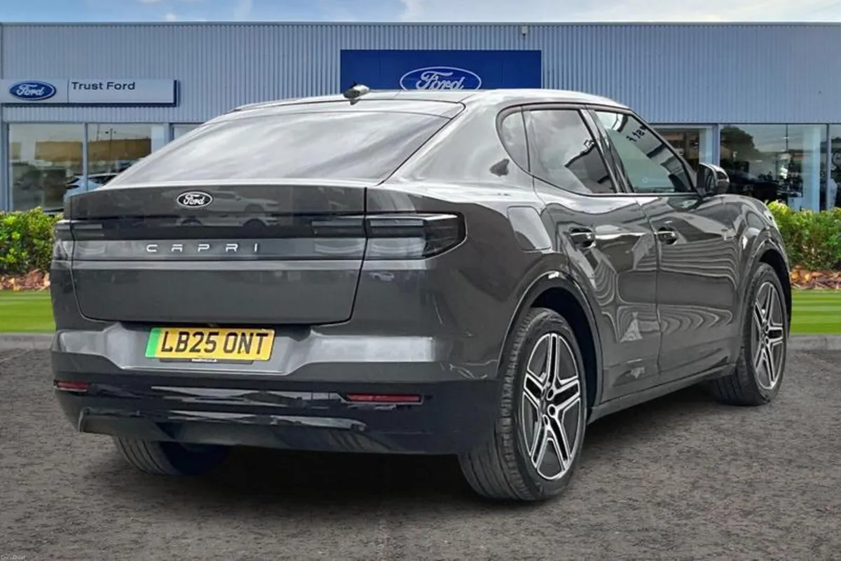 Ford Capri 210kW Premium 77kWh 5dr Auto - Image 4