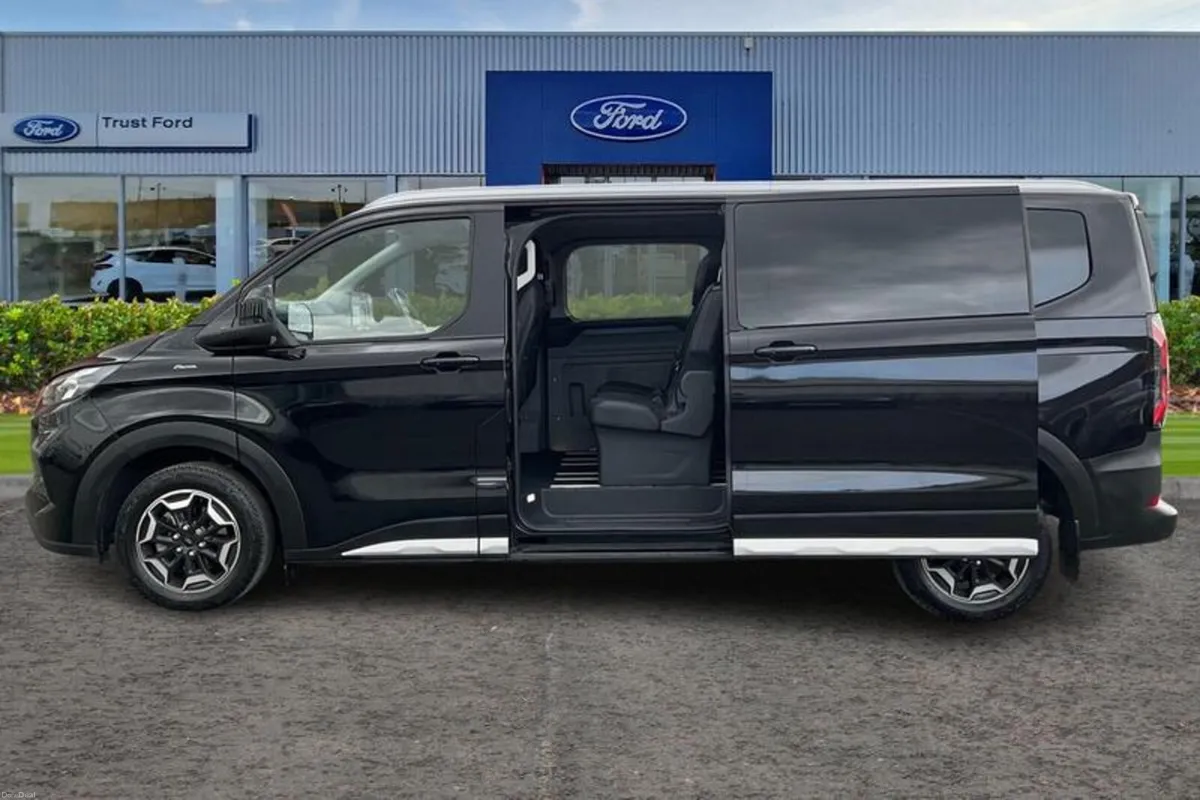 Ford Tourneo Custom 320 L2  FWD 2.0 EcoBlue 170ps - Image 5