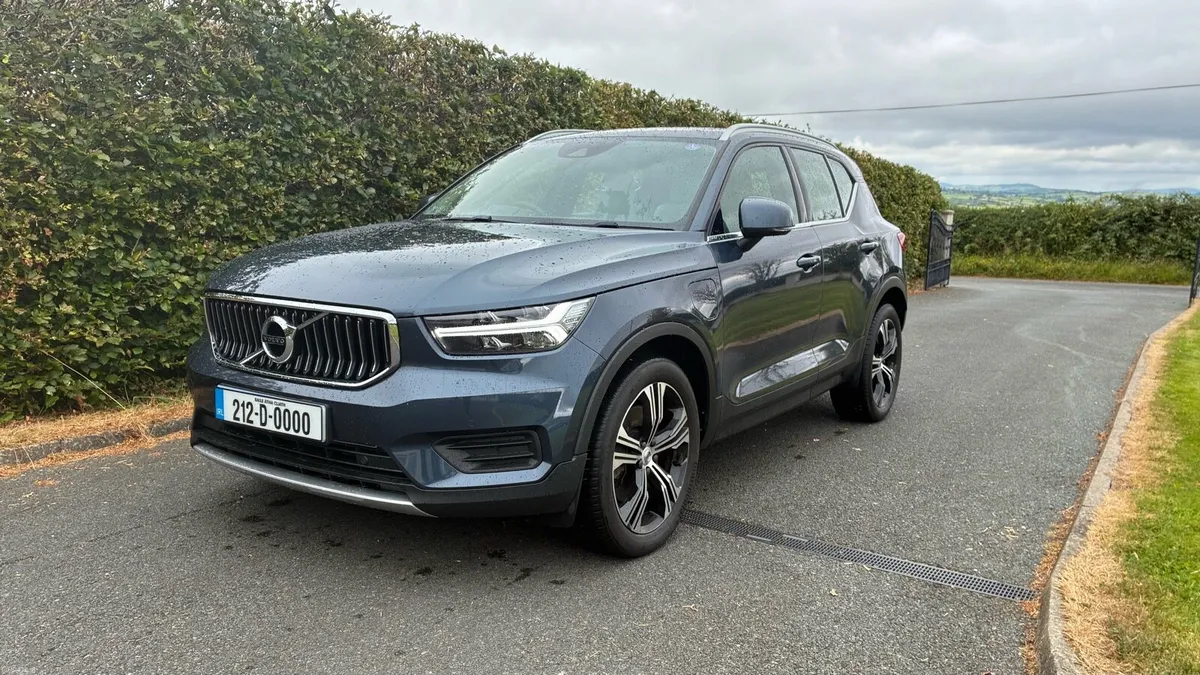 Volvo XC40 1.5 PHEV - Image 2