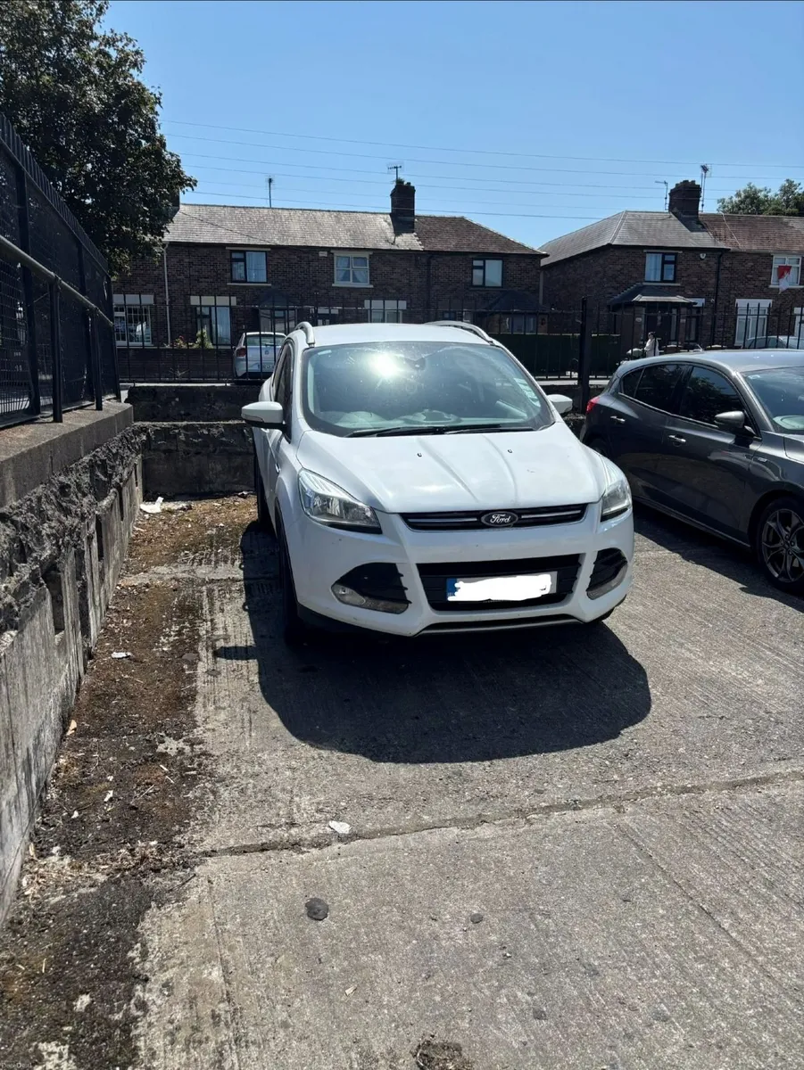 Ford Kuga 2015 - Image 1