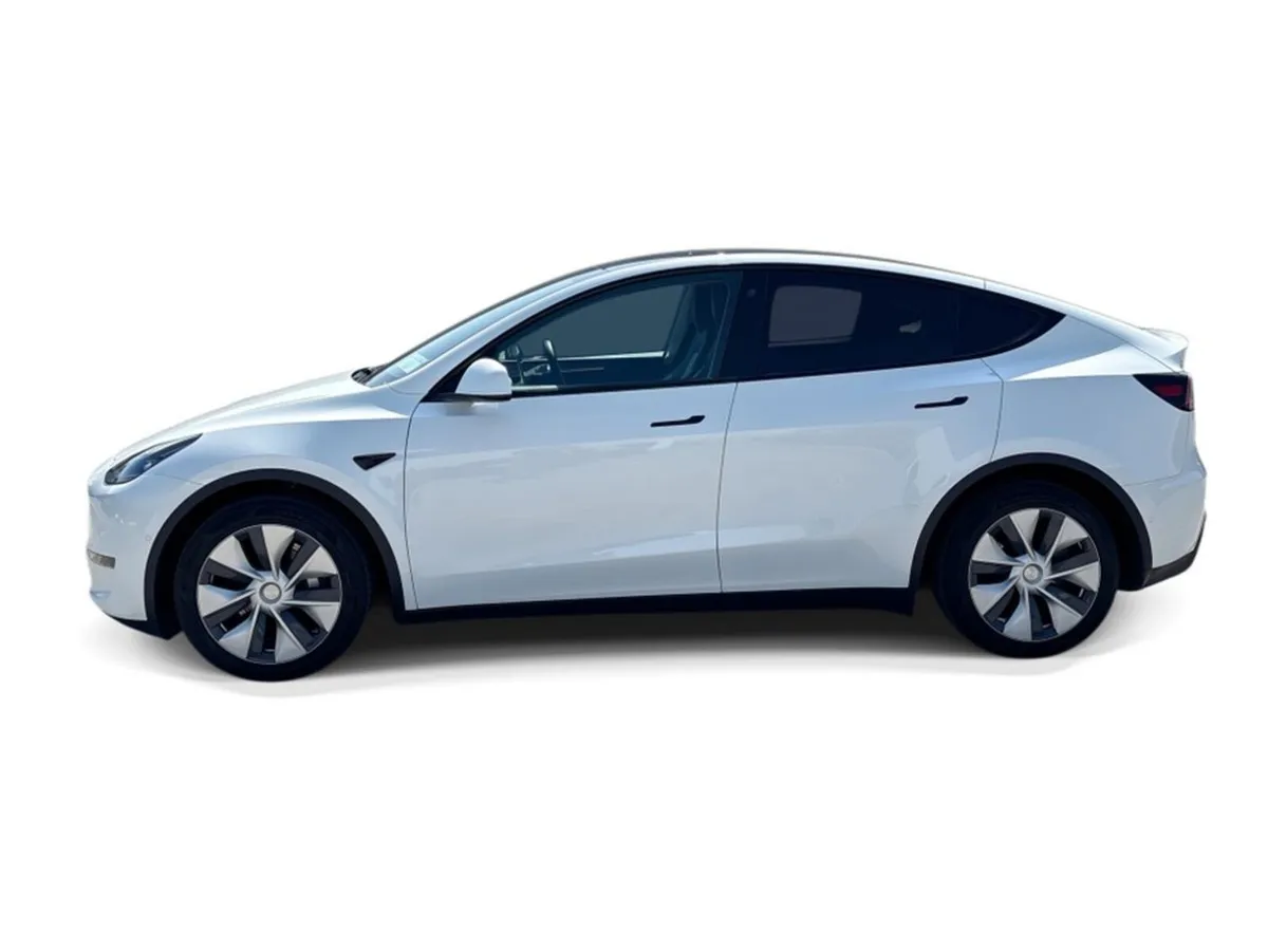 Tesla Model Y LONG RANGE AWD - Image 6
