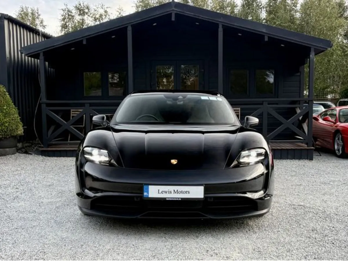 Porsche Taycan 4S SPORT TURISMO - Image 2