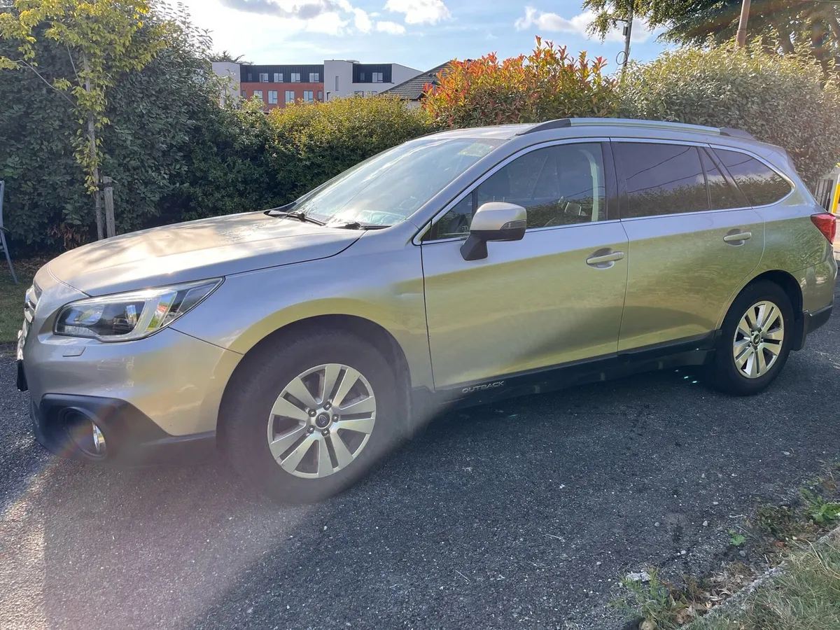 Subaru Outback Premium - Image 3