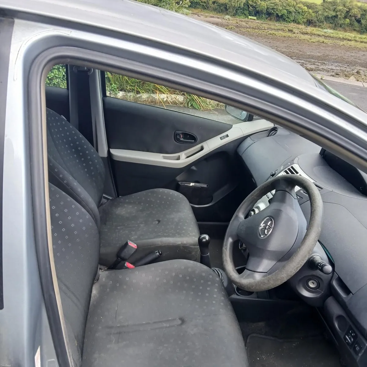 Toyota Yaris 2008 - Image 6