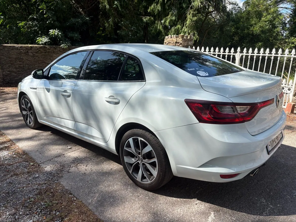2017 AUTOMATIC RENAULT MEGANE 1.5 Diesel - Image 5