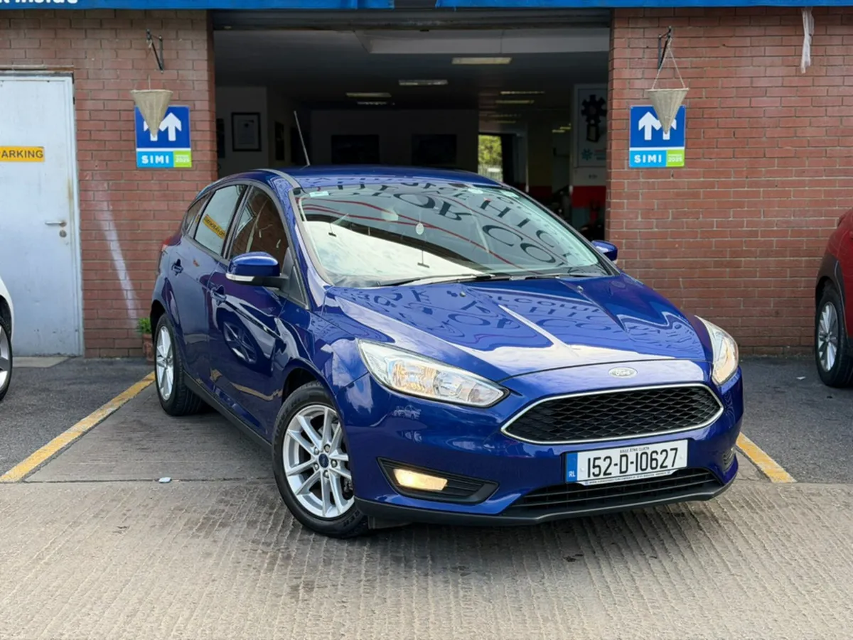 Ford Focus 1.0T STYLE 5DR - LOW KMS - Image 4