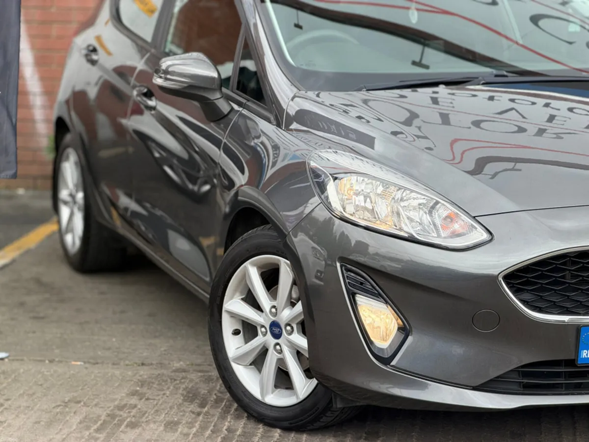 Ford Fiesta 1.1 MANUAL 5DR - Image 5